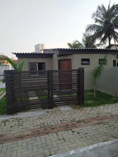 Casa na Quadra do Mar Praia Brava