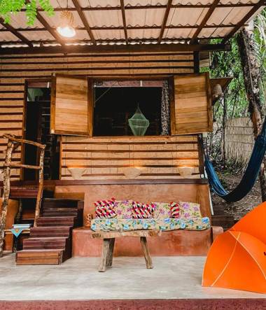 VILA AMZ 3 minutos da Praia do Lago!