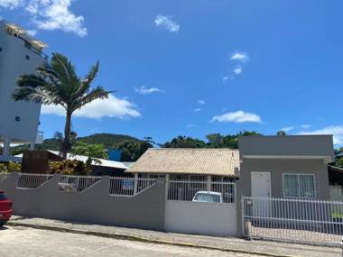 Bombinhas Brasil Residence Tourist Home