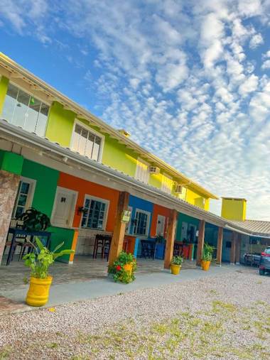 Pousada Flores de Bombinhas