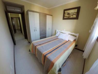 C047 - Ed Las Condes Centro de Bombinhas