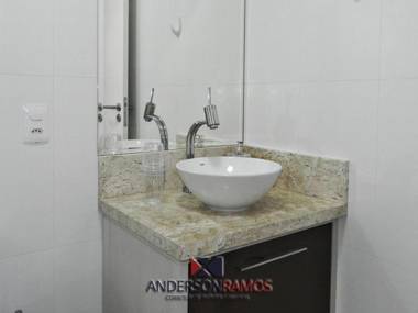 1057 - Apartamento para locação em Bombinhas