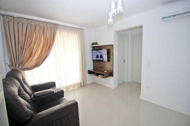 Ipê Branco - ótimo apartamento 2 quartos rua direta a praia de Canto Grande Bombinhas - 4 pessoas