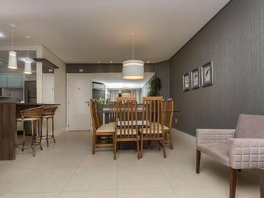 Boulevard Bombinhas 218-D - 50m do mar & Frente Avenida - Condominio de Luxo - Piscina - Jacuzzi - Portaria 24h