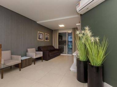 Boulevard Bombinhas 218-D - 50m do mar & Frente Avenida - Condominio de Luxo - Piscina - Jacuzzi - Portaria 24h