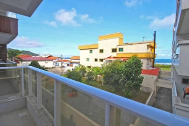 Infinity - Poucos passos da Praia de Mariscal Excelente apartamento em condomínio com piscina - 4 pessoas