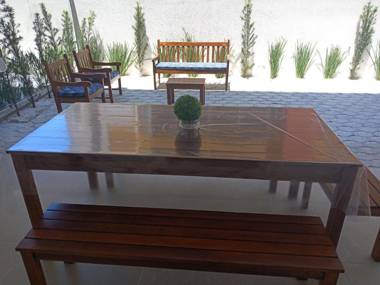 Mariscal 02 dormitórios 80m do mar com piscina