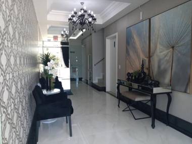 Mariscal 03 dormitórios 80m do mar com piscina