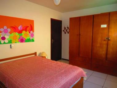 Residencial Camila na quadra do mar em Bombinhas