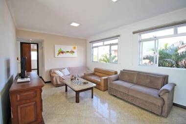 Camila - Apartmanto quadra mar em Bombinhas - Excelente localização