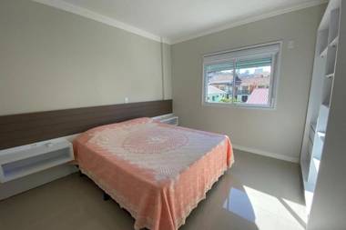 067D - Aluguel de temporada em Bombinhas - Apto novo!