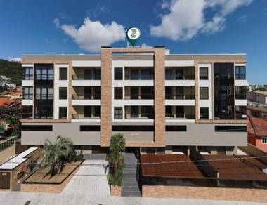 Djalma Mafra - Lindo Apartamento 2 dormitórios - Rua Parati no Centro de Bombinhas -Próximo a Praia - 4 pessoas