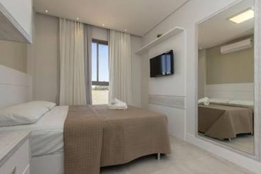 Porto Madero 305 - Edifício com Lazer no Rooftop para até 7 Pessoas - 180 Metros da Praia de Bombinhas