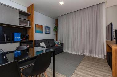 AION 303 - Avenida de Bombinhas - Vista ao Mar - Academia - 50 metros da praia