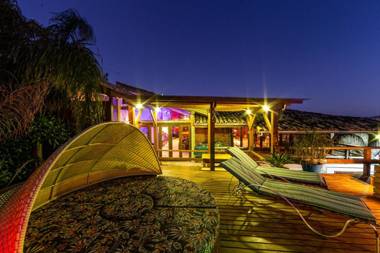 Ibiraquera Guest House Villa com piscina e jacuzzi