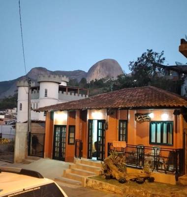 Casa de Temporada no Centro de Pedra Azul