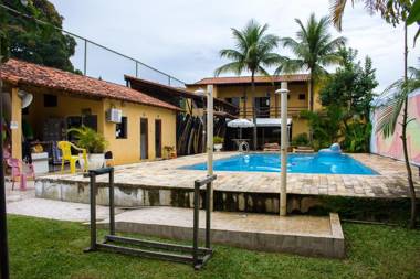 Rio Surf House Hostel e Pousada