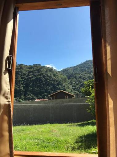 Casa Temporada flor do campo