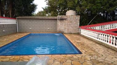 Chácara espaçosa com lazer completo em Ibiúna