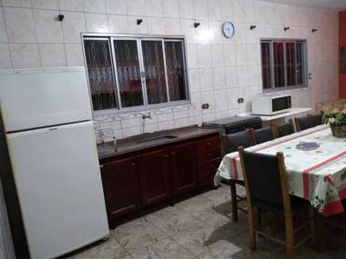 Chácara espaçosa com lazer completo em Ibiúna