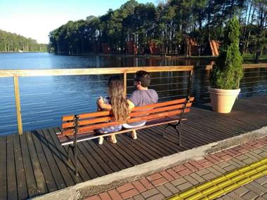 Hostel Rosa de Saron