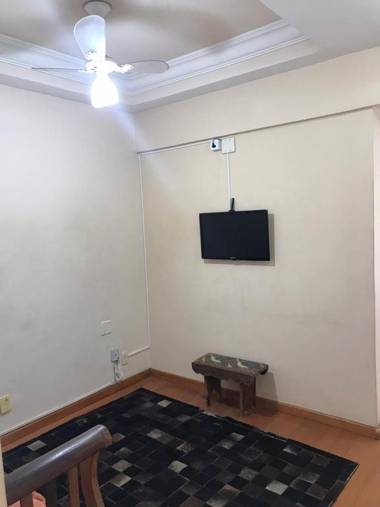 Apartamento bem localizado