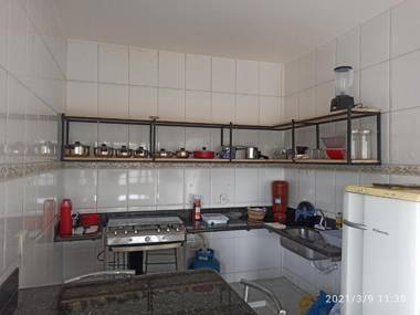 Casa no B.Pastor na região dos shoppings e bares