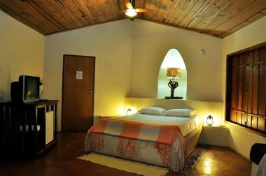 Salto Corumbá Hotel Camping Clube