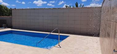 Casa com lazer e WiFi perto da Lagoa de Saquarema