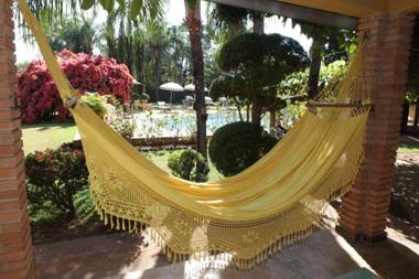 Hotel Pousada Chalé das Flores