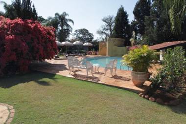 Hotel Pousada Chalé das Flores