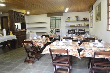 Pousada Vila Lubia - Chalés Monte Verde