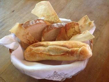 Hospedagem Casadalee chalé com piscina privativa aquecida e Apartamento sem piscina