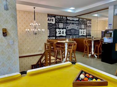 Eleganz Hostel & Suítes