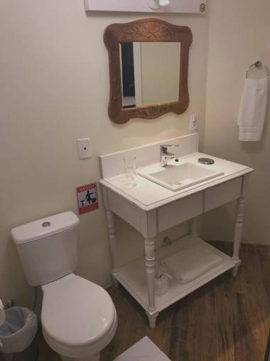 Suites Refugio Do Vale