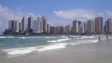 Apartamento Edifício Arpoador (Praias Asturias-Tombo)