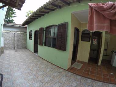 EDÍCULA 3 CÔMODOS-Enseada