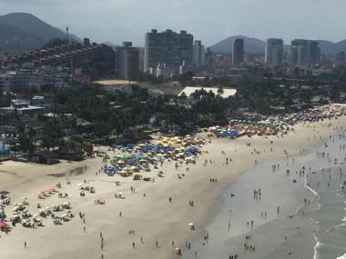 Cobertura Piscina Enseada Guaruja