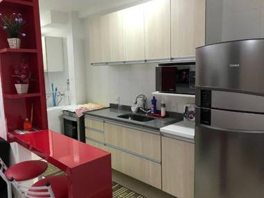 Apto na Ocian com Vista para o Mar Piscina 2 Quartos Ar Condicionado