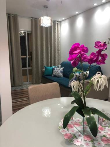 Apartamento 1 dormitório no Boqueirão com Piscina 50 metros da Praia