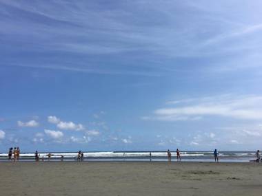 Próximo a praia ótimo bairro e custo benefício