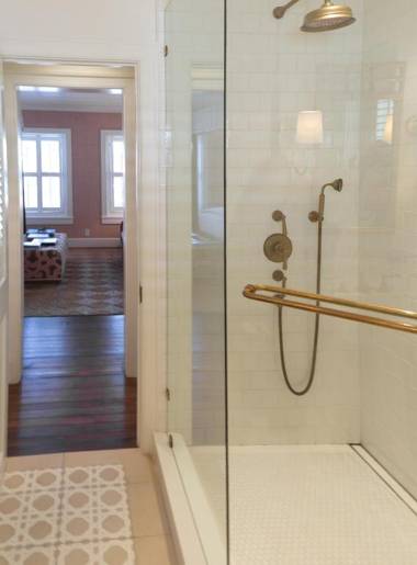 Eleven Experience Bahama House