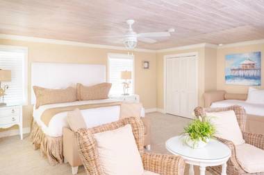 Romora Bay Resort & Marina