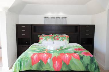 Cocoplum Rest N Hideaway #2