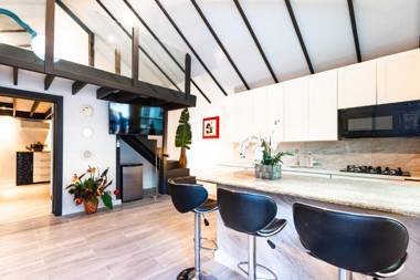 Saunders Beach Cottage