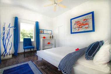 Petite Mouette - Ocean front Cottage at Beach