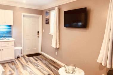 King & Queen Suite #7