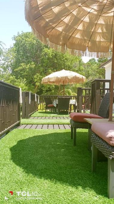 The Pilot House Inn Between The Beaches