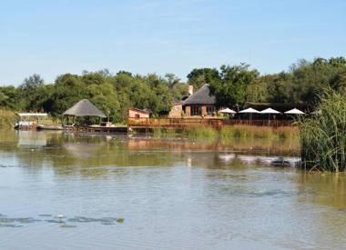 Crocodile Pools River Safaris Resort