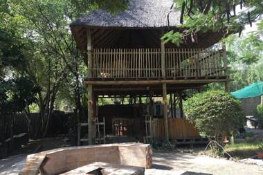 Laphroiag Luxury Chalets